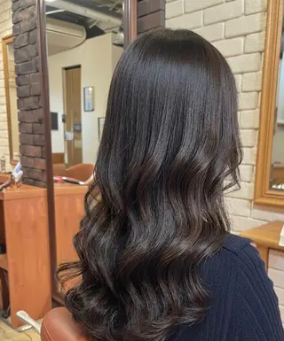 パーマ セミロング flencia 丸 和博|カットのヘアスタイル
