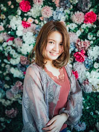 セミロング カラー パーマ ヘアアレンジ 【公式】amble luxe池袋東口🩷のヘアスタイル