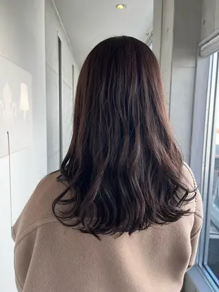 ミディアム おせ ちさとのヘアスタイル