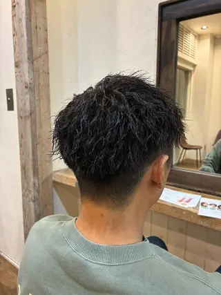 パーマ メンズ 阿部 翔一郎/暖色系カラーのヘアスタイル
