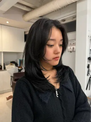 セミロング カラー ヘアアレンジ 🦠デザインカラー/ 魚瀬あおい🦠のヘアスタイル