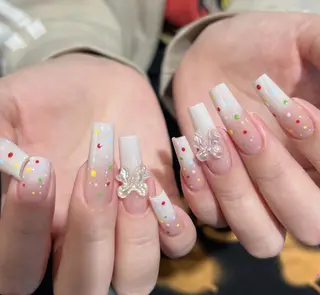 ネイル Pure&Rich Nailのネイルデザイン