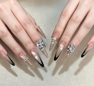 ネイル D-BEAUTY Nailsalonのネイルデザイン
