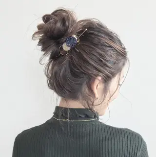 セミロング ヘアアレンジ 大賀 海夕の眉毛・アイブロウイメージ