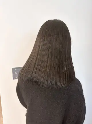 ミディアム hina/レイヤー /マロンブラウンのヘアスタイル