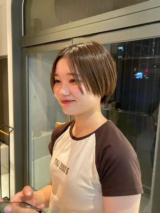 ショート ムナカタ アカリのヘアスタイル