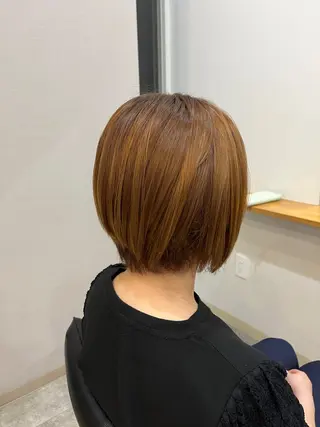 ショート カラー 岩佐 篤武のヘアスタイル