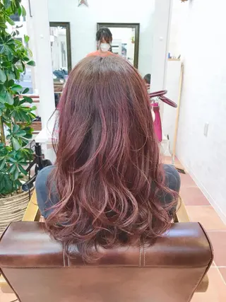 ロング 大澤 唯のヘアスタイル