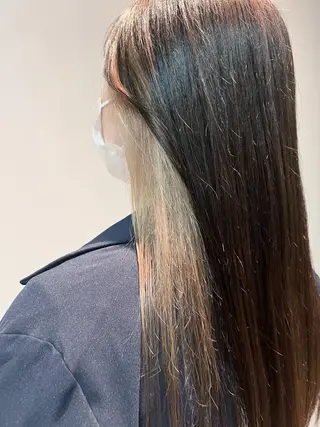 ロング カラー "MIoKI"_ YUCCA eluaのヘアスタイル