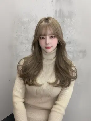 カラー ロング むら 結菜のヘアスタイル