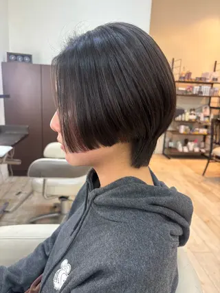 ショート ルプラボウ 石黒よう子のヘアスタイル