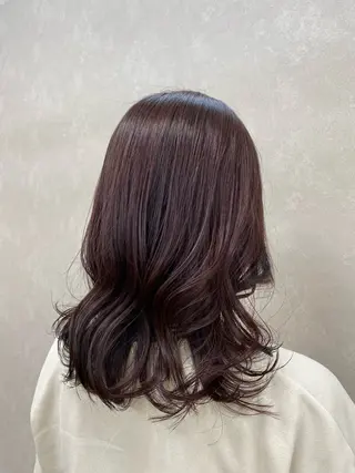 ミディアム カラー 宮﨑 舞のヘアスタイル