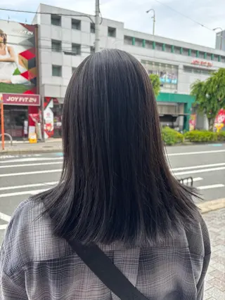 ミディアム しみず まりかのヘアスタイル