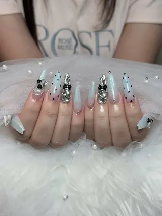ネイル Julli NailStudioのネイルデザイン