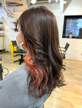 ミディアム 天谷 桂子のヘアスタイル