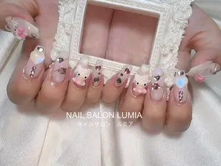 ネイル ネイルサロン ルミア Lumia 店長施術のネイルデザイン