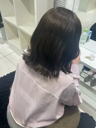 ミディアム カラー yuzuna ハイトーン 天神のヘアスタイル