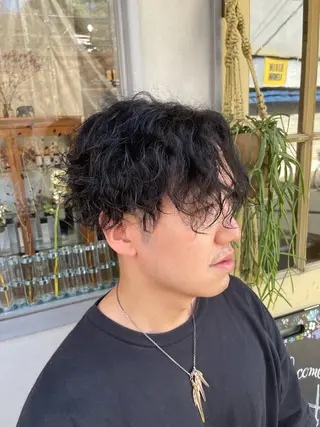 パーマ KURIA‪‪/ブリ ーチ/ダブルカラーのヘアスタイル