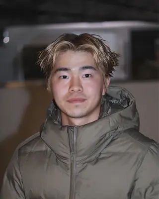 ショート カラー メンズ 浅岡 昭汰のヘアスタイル