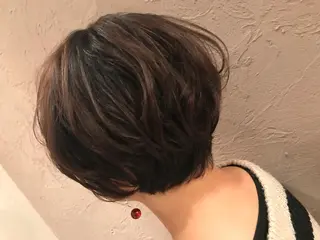 ショート くるくるパーマ aikoのヘアスタイル