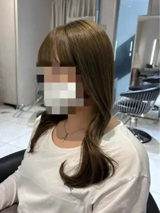 ロング 🤍艶髪 透明感カラー│フウカのヘアスタイル