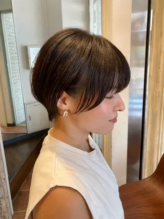 ショート あやか 白髪ぼかしハイライトのヘアスタイル