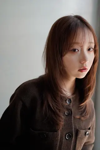 セミロング navile GINZAのヘアスタイル