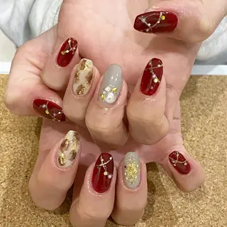 ネイル 板垣 綾乃のネイルデザイン