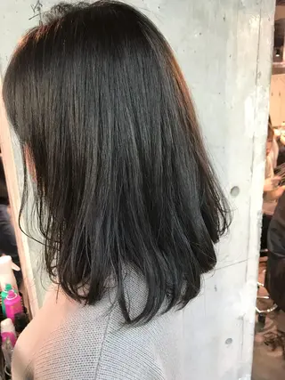 ミディアム カラー 透明感カラー/ レイヤー　YUKAのヘアスタイル