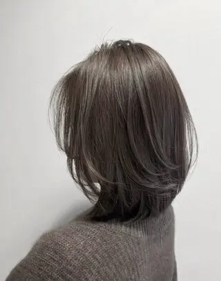 ミディアム 【個室】色持ちカラー 似合わせヘア アスカのヘアスタイル