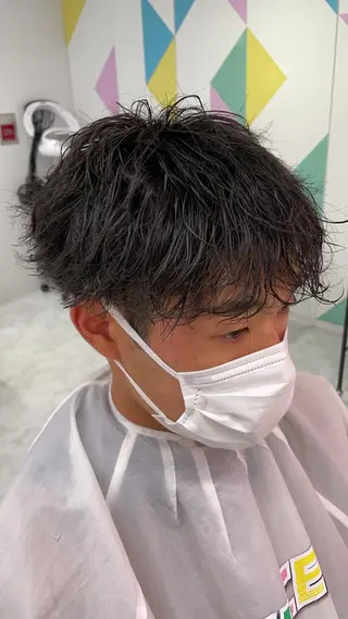 ミディアム カラー パーマ ヘアアレンジ メンズ キッズ メンズ特化美容師 aiの眉毛・アイブロウイメージ