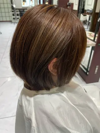 ショート カラー 岩崎 唯人のヘアスタイル