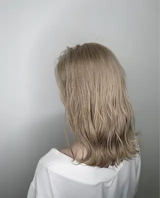 セミロング カラー ブリーチソムリエ認定 梅田茶屋町Eir辻のヘアスタイル