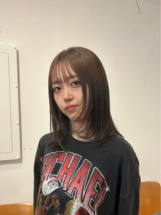 ミディアム カラー Terve. 梅沢 彩菜美のヘアスタイル
