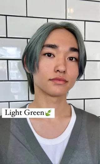 ミディアム 谷口 瑠莉のヘアスタイル