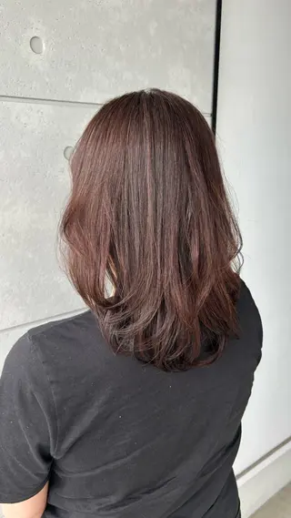 ミディアム 盛本 彩乃のヘアスタイル