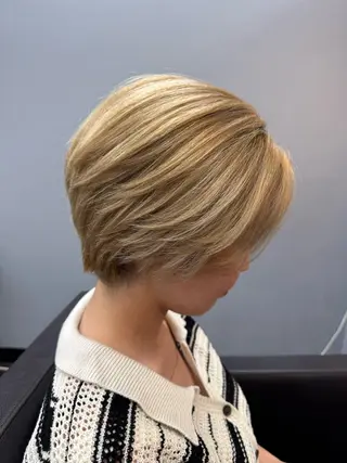 ショート 野原 姫菜のヘアスタイル