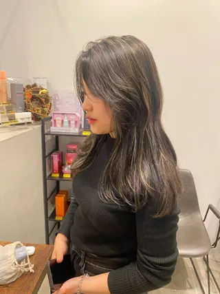 ロング カラー やました もえかのヘアスタイル