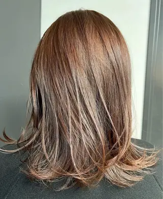 ミディアム 岸 来未のヘアスタイル