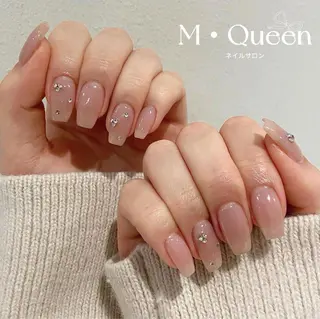 ネイル MQueen ネイルサロンマルのネイルデザイン