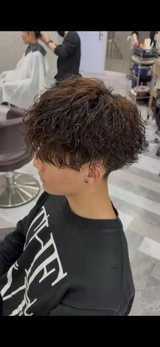 パーマ メンズ JADE 菊地 洸我のヘアスタイル