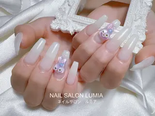 ネイル ネイルサロン ルミア Lumia 店長施術のネイルデザイン