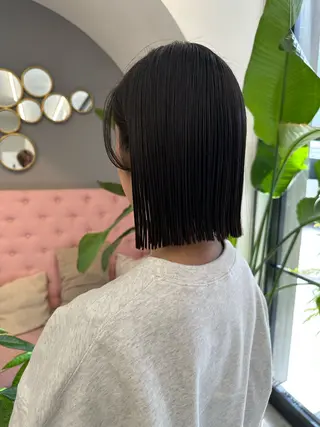 ショート レイヤーカット 瑠輝のヘアスタイル