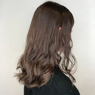 セミロング カラー 髪質改善美容師 中村 一のヘアスタイル