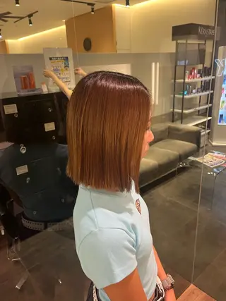 ショート ブリーチ/ ダブルカラー/ツバキのヘアスタイル