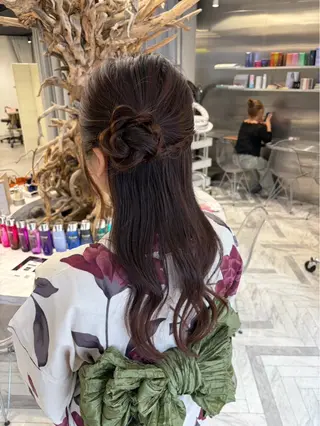 ロング ワンホン× ハイトー ン🪞✨ARISAのヘアスタイル
