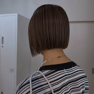 ショート カラー ハマベ イクト FLORENのヘアスタイル