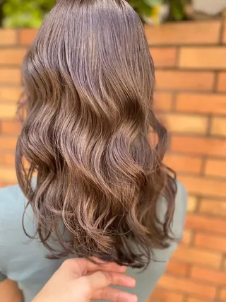 セミロング レイヤーカット 赤み消し　店長/大和のヘアスタイル