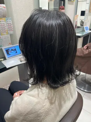 ミディアム カラー EARTH 山﨑龍馬のヘアスタイル