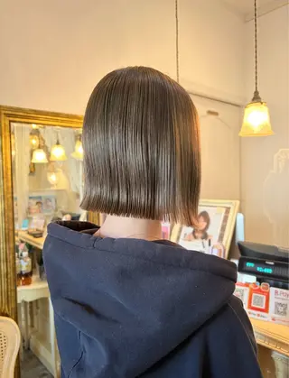 カラー 小林 真誉のヘアスタイル